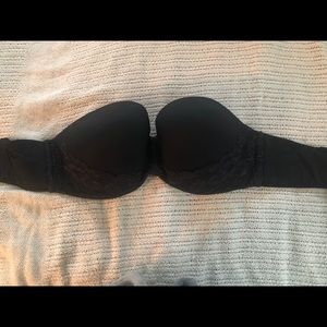 VICTORIA SECRET STRAPLESS BRA